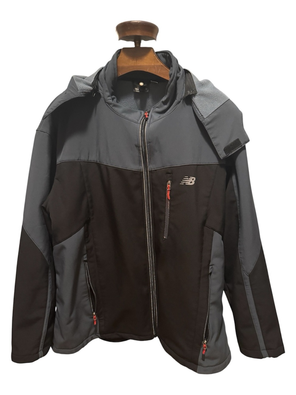 New Balance Men’s Black and Gray Performance Softshell Jacket